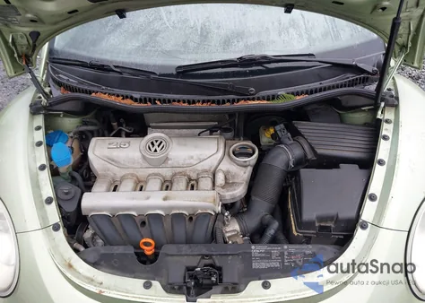 2007 Volkswagen New Beetle 2.5 from USA, damaged, VIN 3VWRW31C87M513985